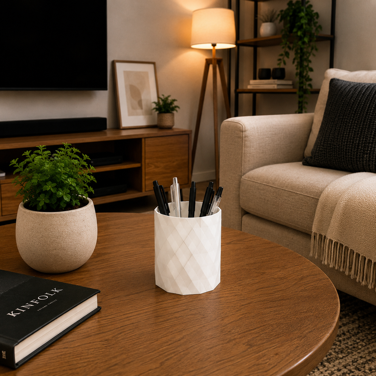 Wublue PrismCup – Modern Geometric Pen Holder